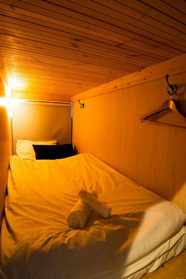 R Hostel Namba South Osaka Exterior photo